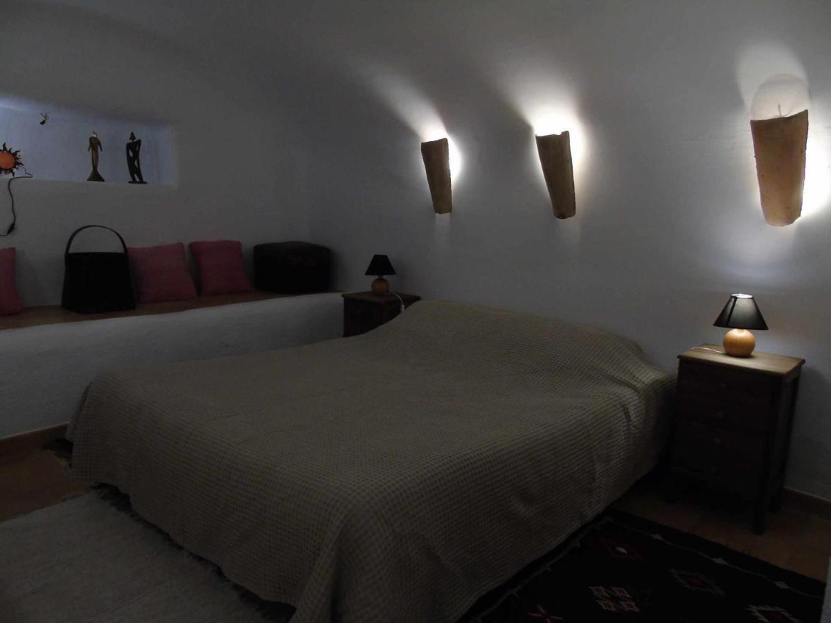 Affittacamere Cuevas Andalucia Baza Esterno foto